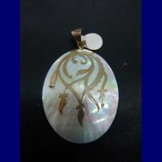 pendant..pearl shell,silver